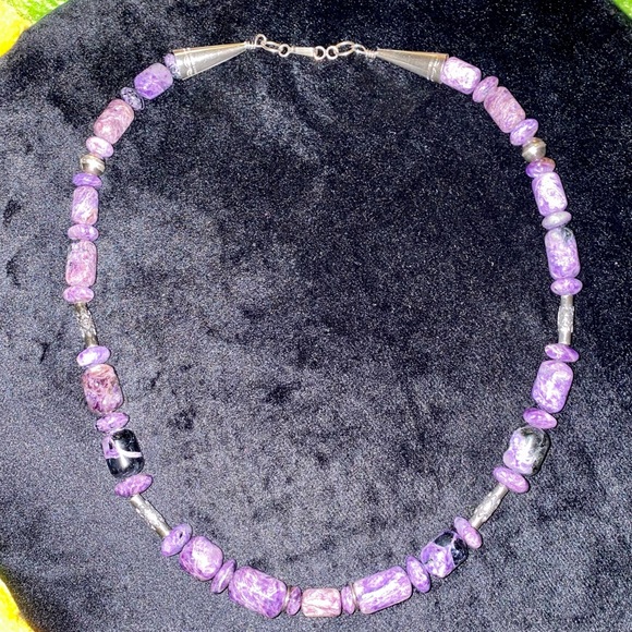 VINTAGE RUSSIAN CHAROITE PURPLE STONE BEADS NECKLACE SILVER ACCENTS 20” OOAK - Picture 5 of 10
